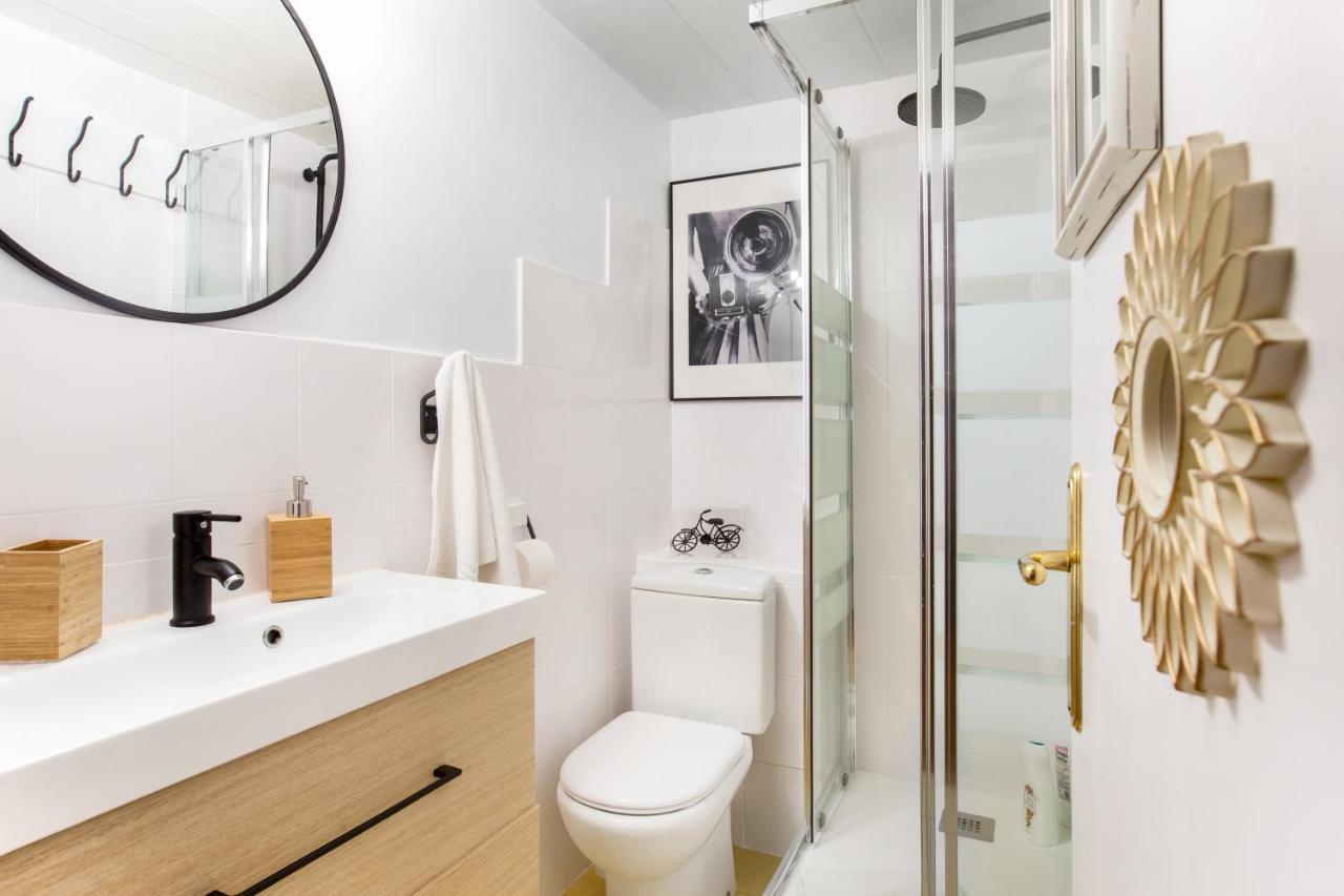 Stay U-Nique Apartments Ramon Y Cajal Барселона Екстериор снимка